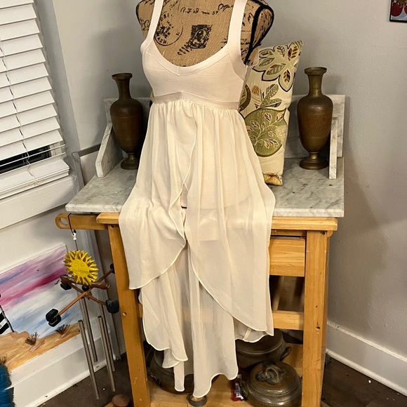 bebe Dresses & Skirts - bebe Cream High Low Dress Sexy Fabulous Style Never Worn!!❤️ S Prom Formals